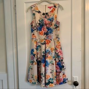Betsey Johnson floral print sleeveless dress